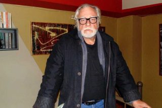 «Η κρίση των εθνικιστικών και “αριστερών” κυβερνήσεων ευθύνεται για τη δεξιά στροφή»